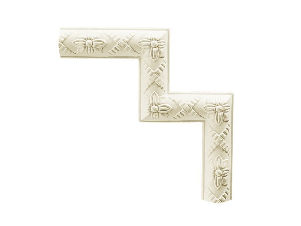 Кутовий елемент молдинга поліуретановий Gaudi Decor CF 621A