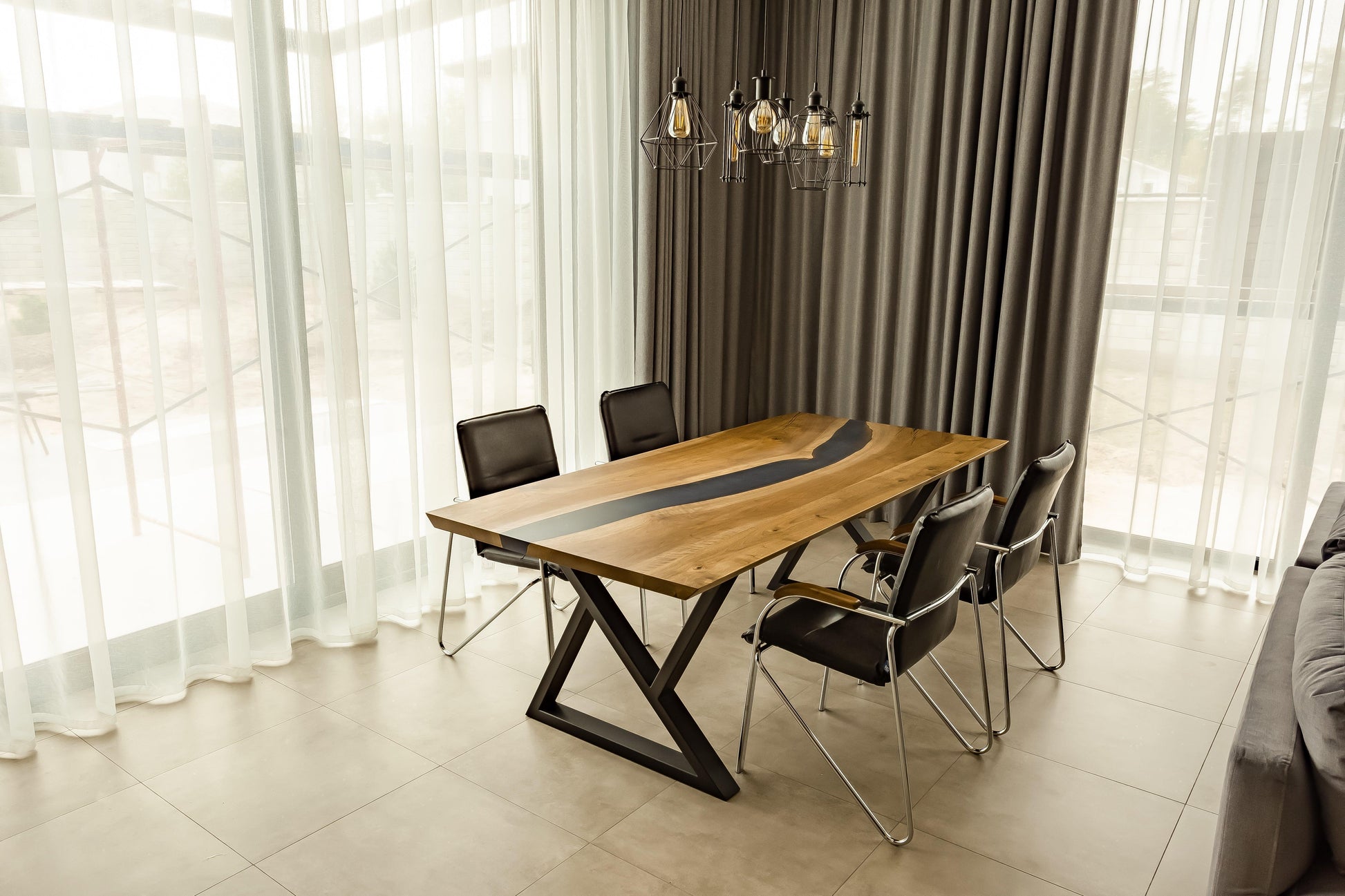 фасадний декор Lion walnut - лео декор LEO - DECOR